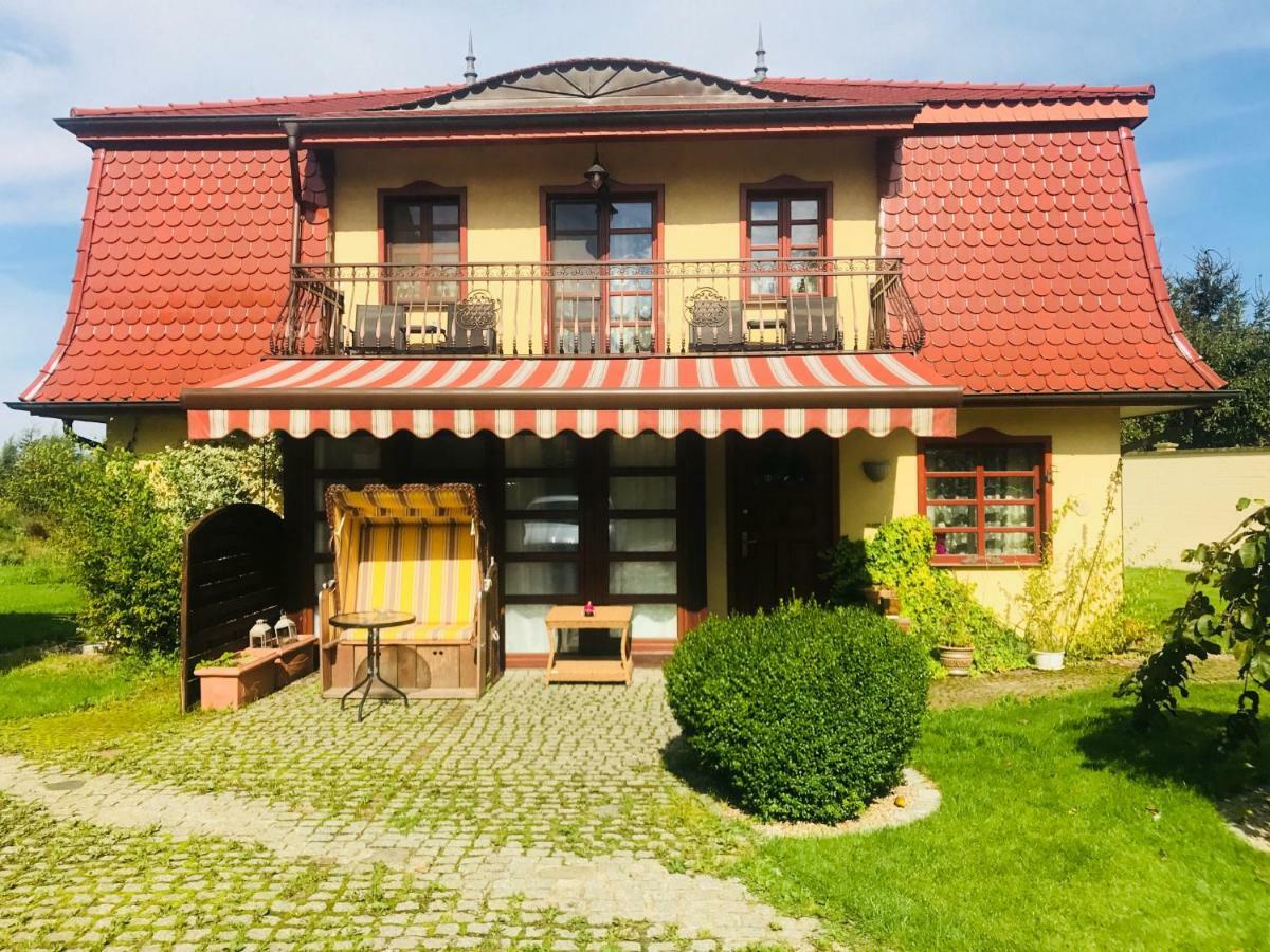 Green Field Apartments Колобжег Экстерьер фото